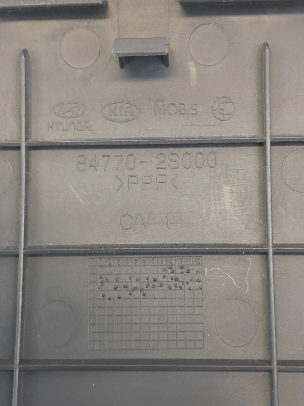 10-15 HYUNDAI TUCSON DASH INSTRUMENT PANEL FINISH COVER TRIM 84770-2S000 OEM