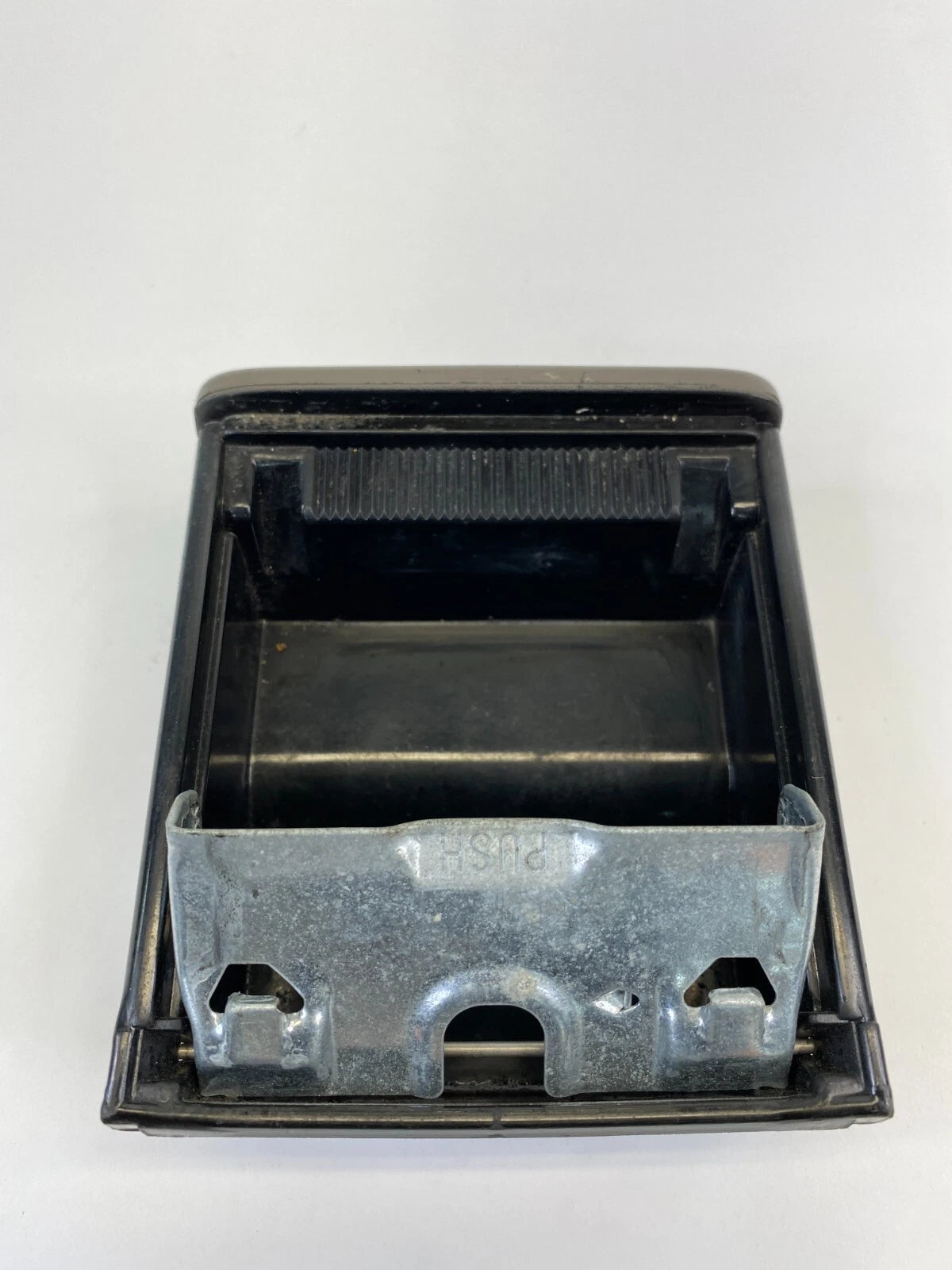 1998-2002 TOYOTA COROLLA CENTER DASH LOWER ASH TRAY ASHTRAY STORAGE INSERT OEM