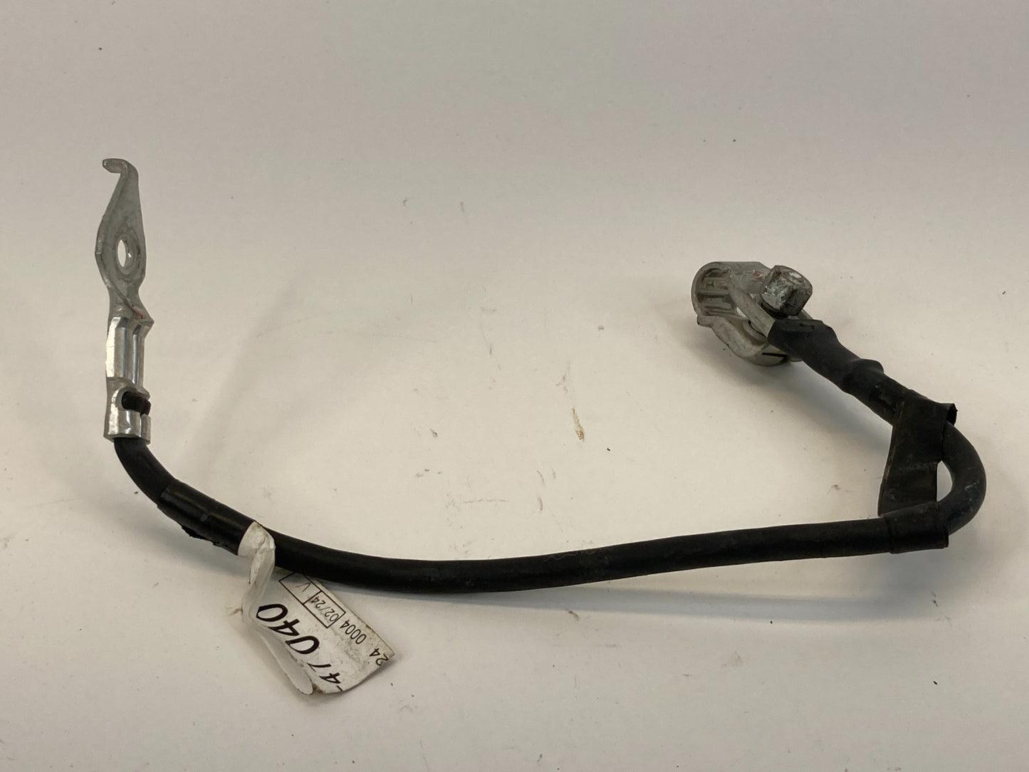 2010-2015 Toyota Prius Battery Negative Wire Cable Terminal 82123-47040 OEM