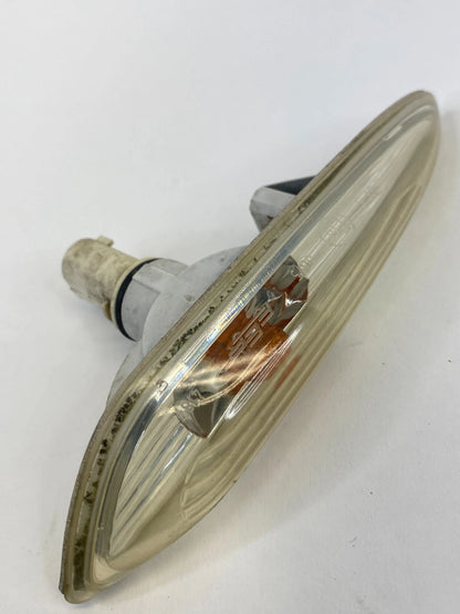 2004-2006 BMW X3 LEFT DRIVER SIDE FENDER MARKER REPEATER LIGHT 3403613-01 OEM
