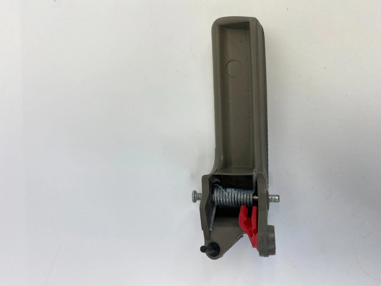 2005-2010 JEEP GRAND CHEROKEE REAR RIGHT SIDE INNER DOOR RELEASE HANDLE OEM