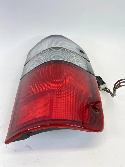 2000-2002 ISUZU TROOPER REAR RIGHT PASSENGER SIDE TAIL LIGHT LAMP ASSEMBLY OEM