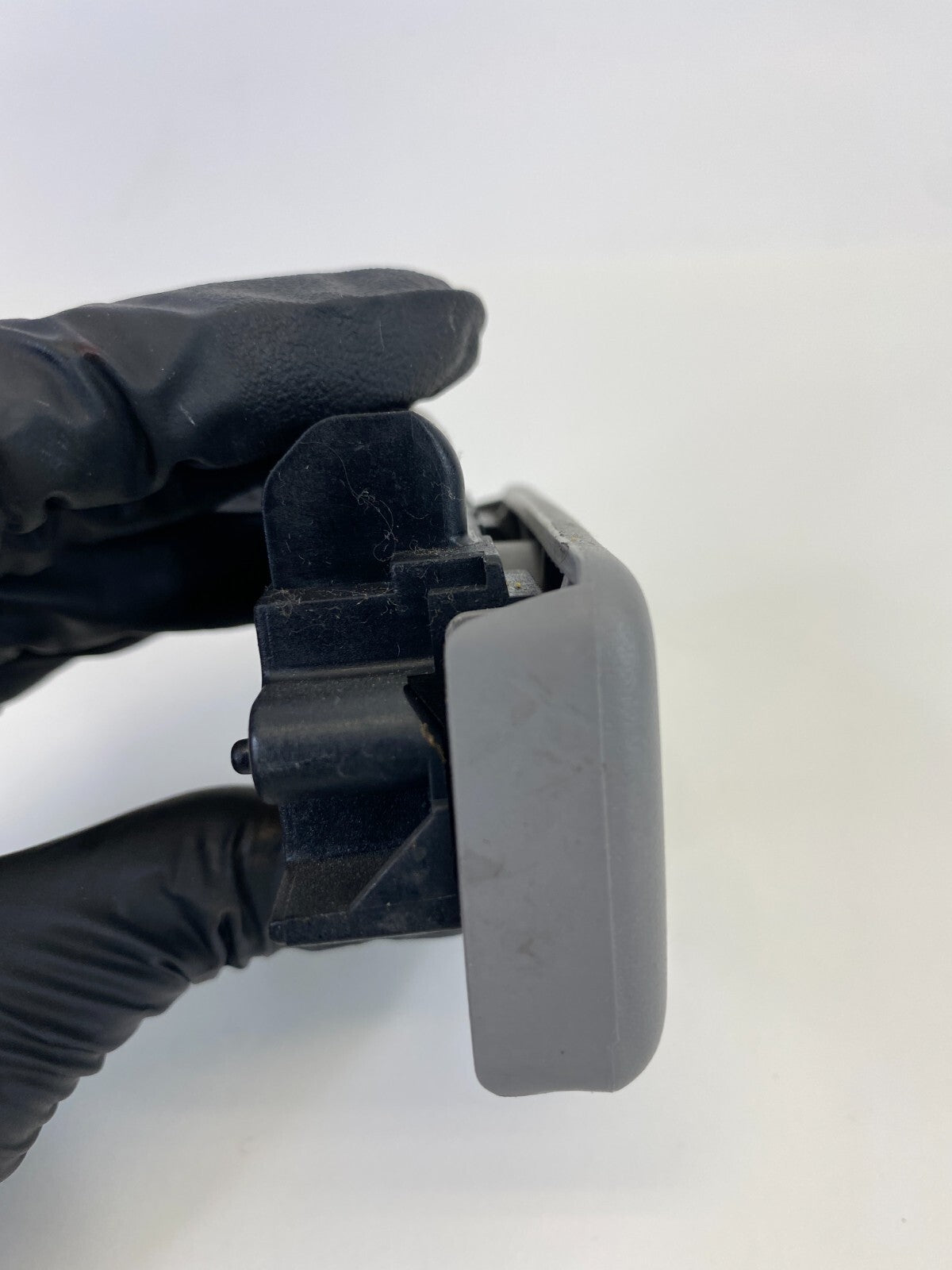 2002-2006 Toyota Camry Glove Box Storage Compartment Latch Lock Door Handle