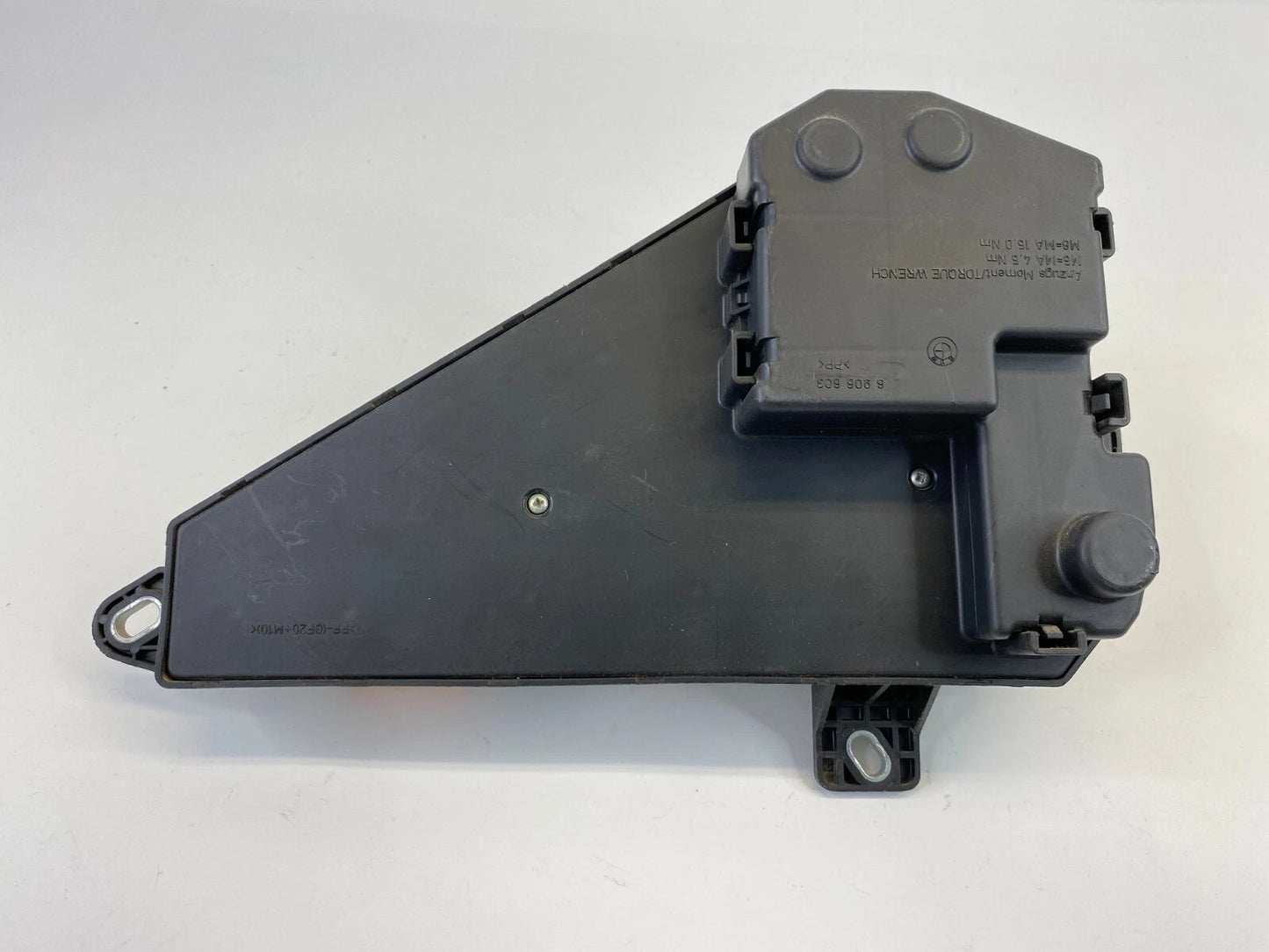 06 07 BMW 530I 3.0L REAR FUSE BOX RELAY PANEL POWER DISTRIBUTION MODULE 6906599