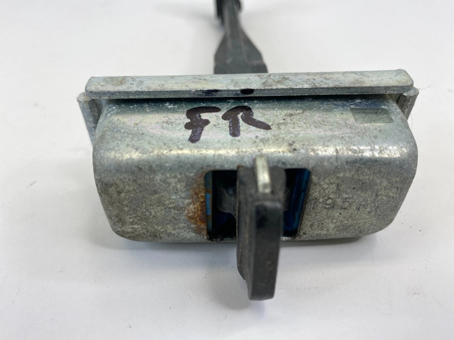 2011-2016 CHEVROLET CRUZE FRONT RIGHT SIDE DOOR CHECK STOP STOPPER DETENT OEM