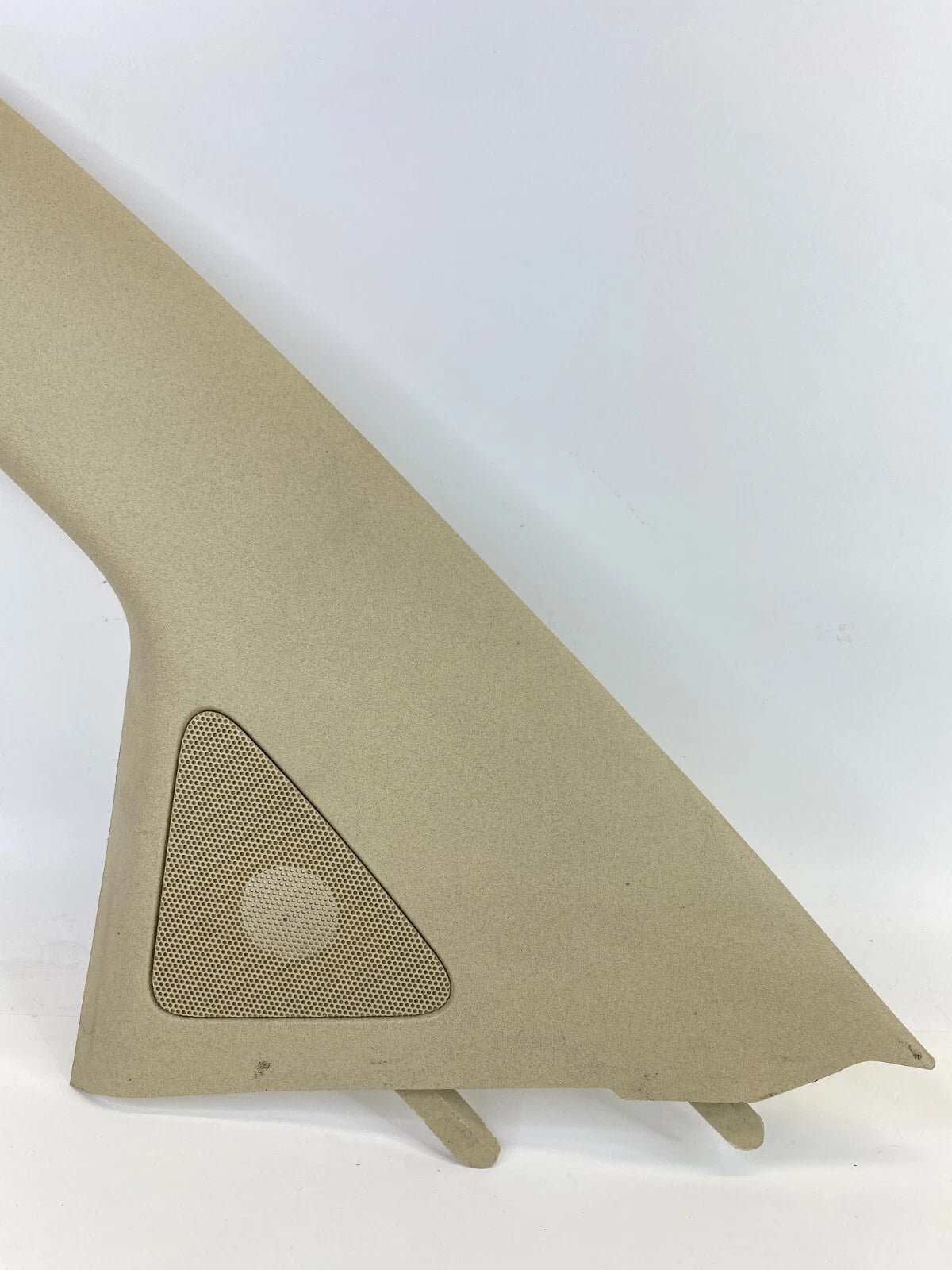 98-10 VOLKSWAGEN NEW BEETLE LEFT DRIVER SIDE A PILLAR COVER TRIM 1C0-867-233Q