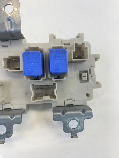 2006-2010 INFINITI M35 INTERIOR FUSE RELAY BOX RELAY COMPARTMENT OEM