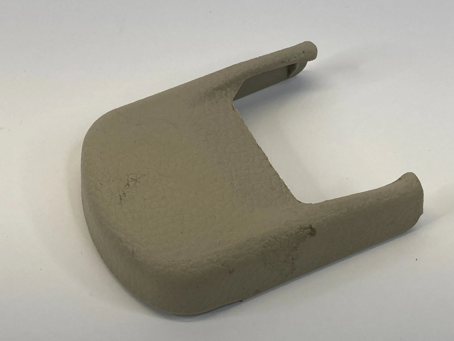 2006-2010 INFINITI M35 FRONT LEFT SEAT TRACK END INNER COVER 87505-EG000 OEM