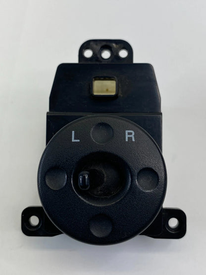 06-08 HYUNDAI ACCENT SEDAN SIDE VIEW DOOR MIRROR CONTROL SWITCH 202005064 OEM