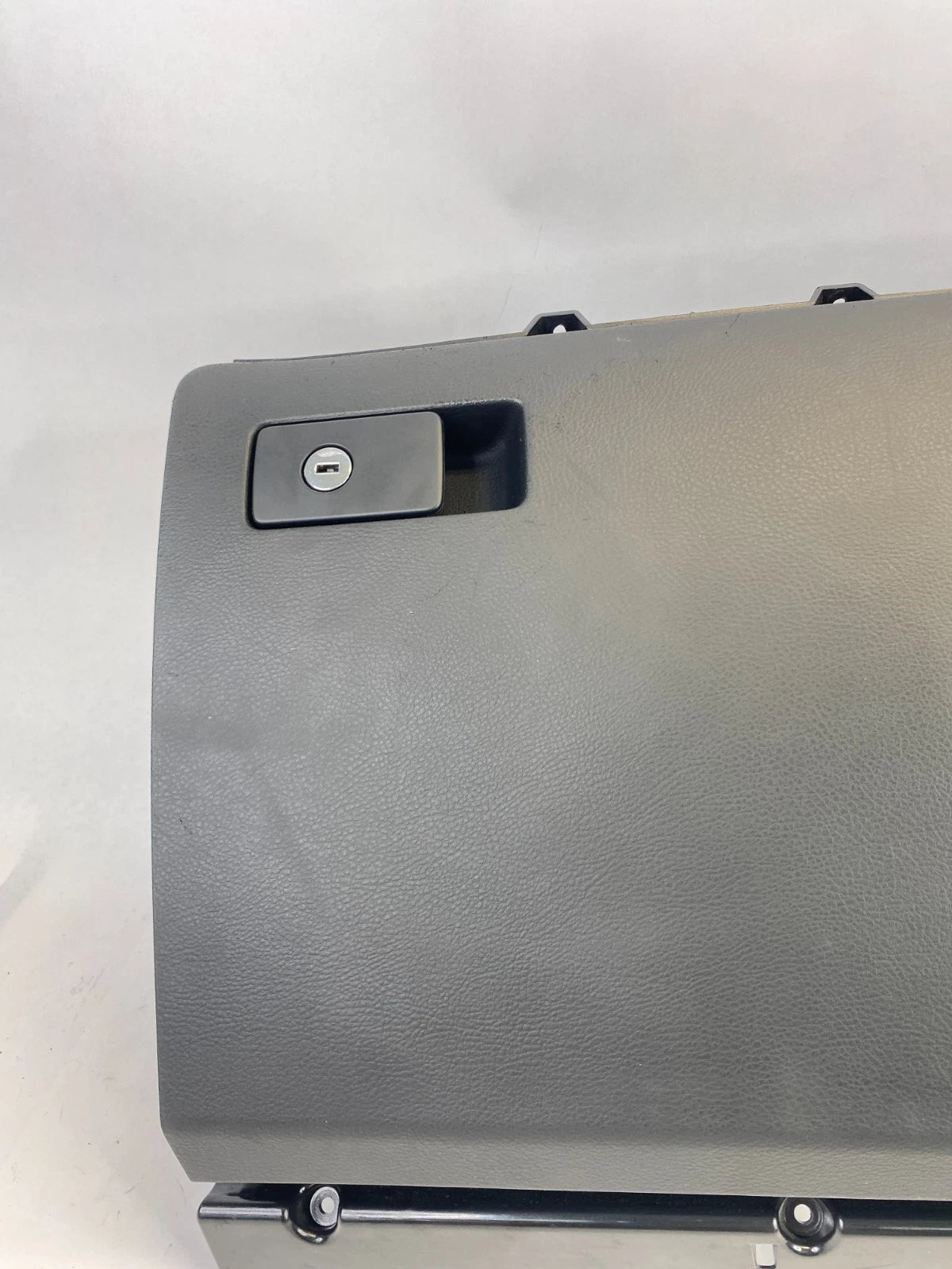 2009-2017 VW VOLKSWAGEN CC GLOVE BOX STORAGE COMPARTMENT LID 3C1857114C OEM