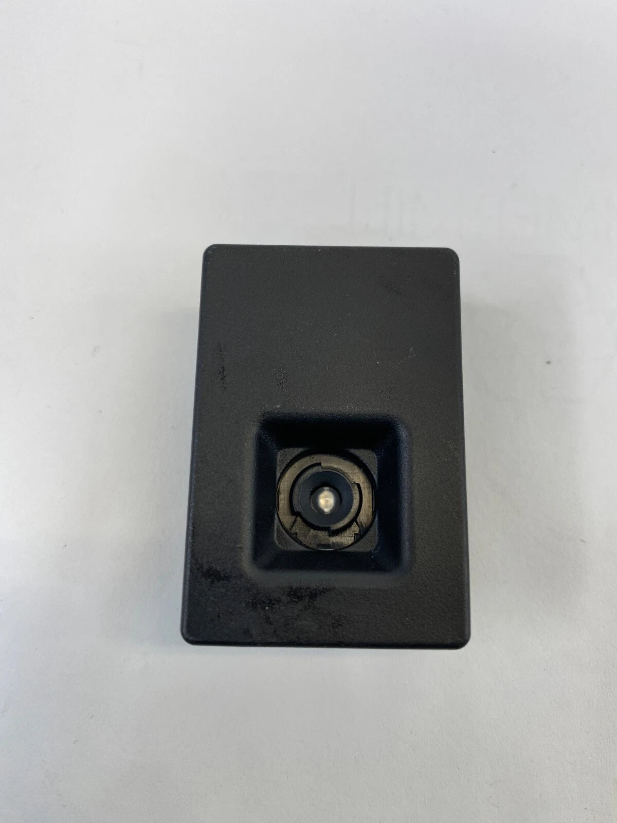 2010-2023 SUBARU OUTBACK GLOVE BOX LIGHT LAMP HOLDER 66237FG000 OEM