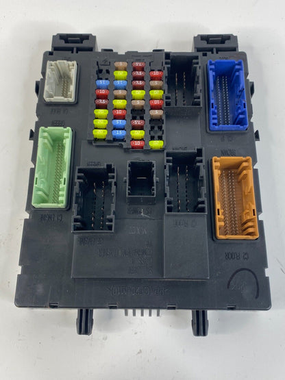 2014-2018 Ford Focus 2.0L L4 A/T Fuse Relay Box Body Control Module Unit OEM