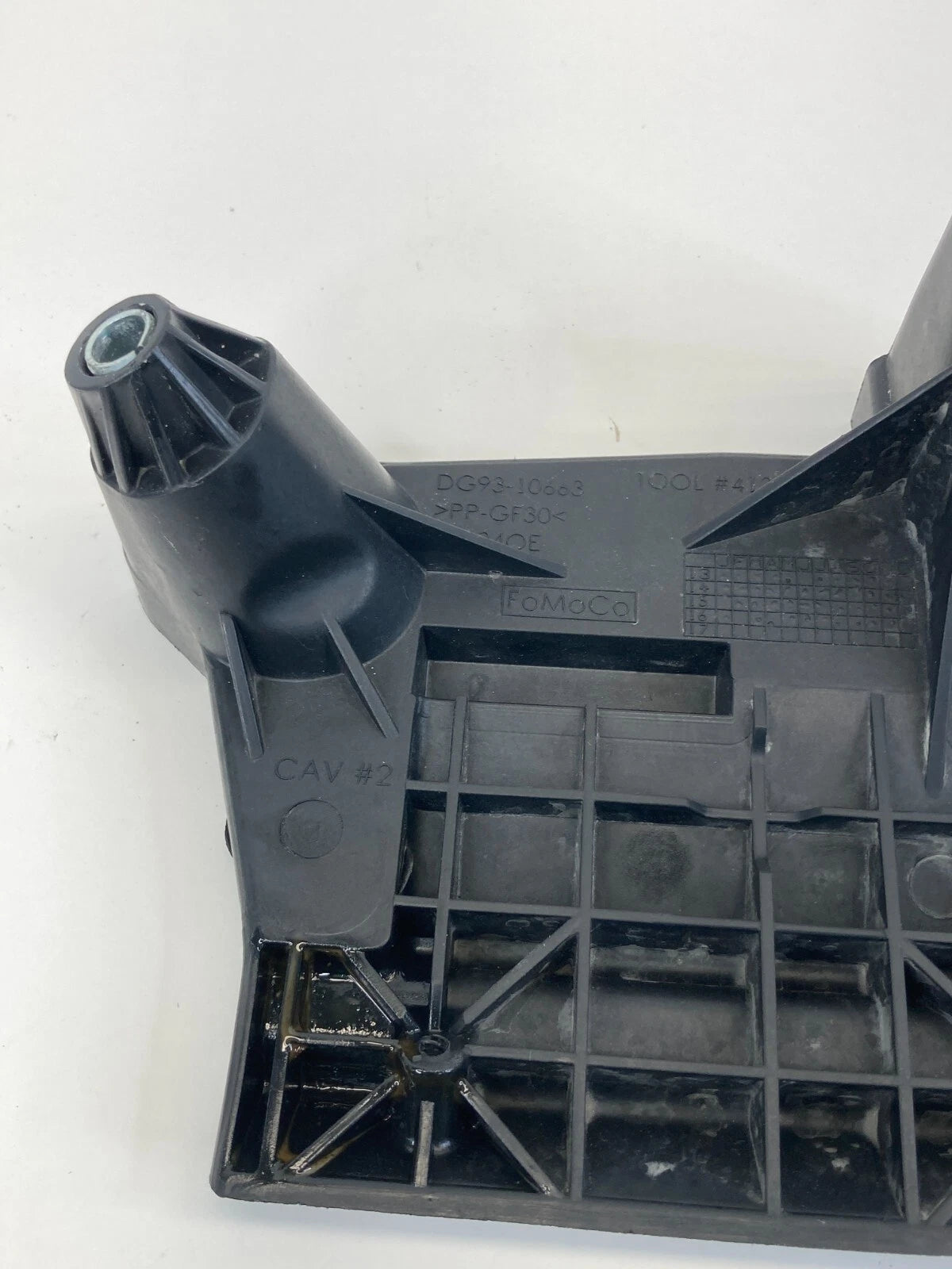 2015-2024 FORD EDGE 13-20 FUSION BATTERY TRAY HOLDER MOUNT BRACKET DG9310663 OEM