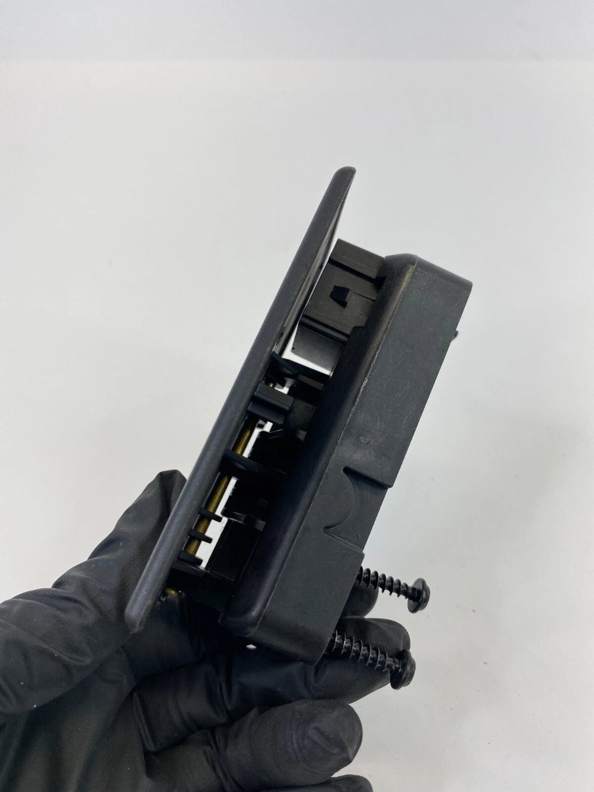 2009 2010 DODGE JOURNEY GLOVE BOX STORAGE DOOR LOCK RELEASE HANDLE 1JQ68TRMAA