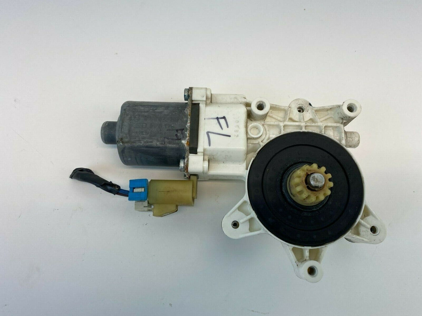 2006-2013 Chevrolet Impala Front Left Driver Side Window Motor 0130822260 OEM