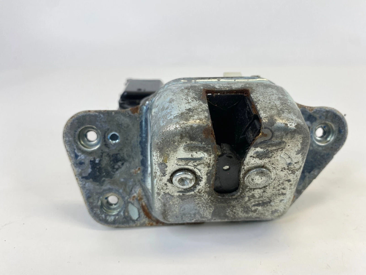 2008-2012 JEEP LIBERTY REAR LIFTGATE LOCK LATCH ACTUATOR OEM FACTORY