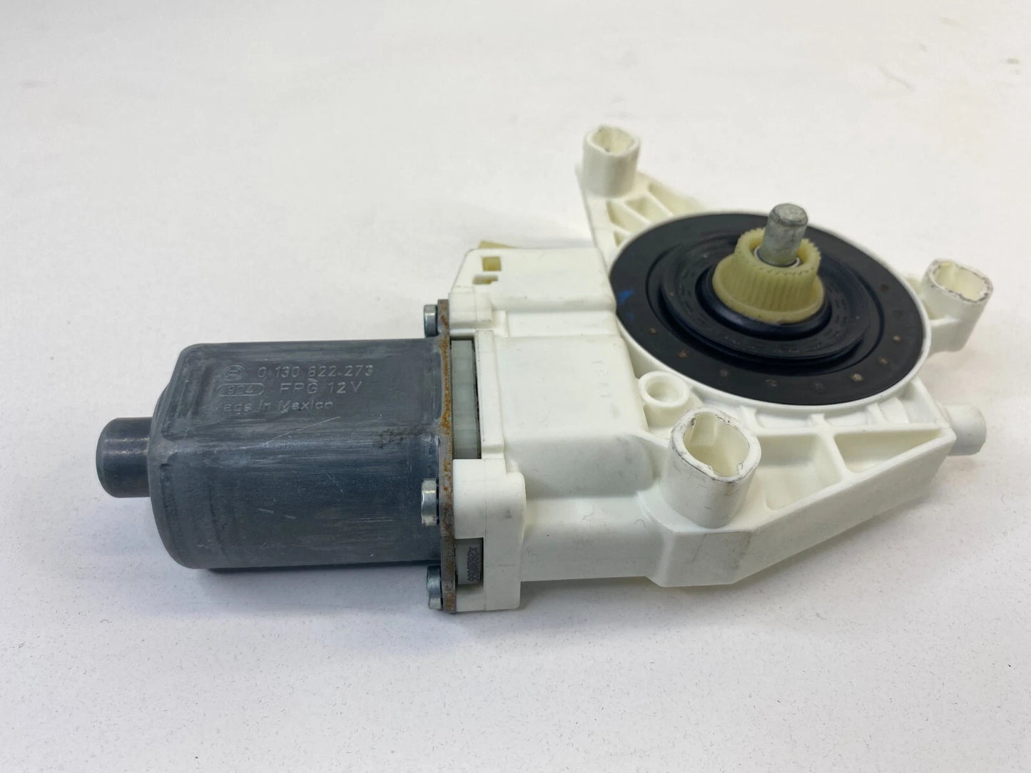 2006-2012 MERCEDES-BENZ R350 FRONT LEFT SIDE DOOR POWER WINDOW MOTOR 0130822273