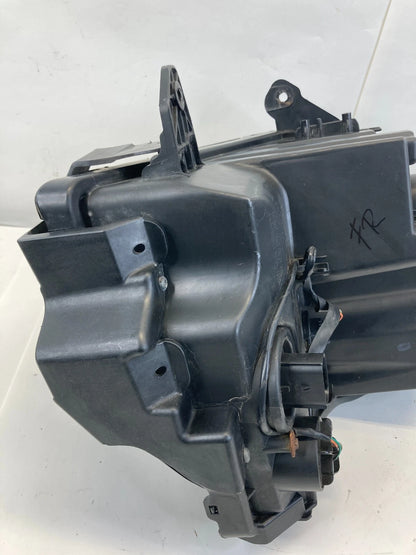 2013-2019 CADILLAC ATS FRONT RIGHT HEADLIGHT HEADLAMP HALOGEN 23180170