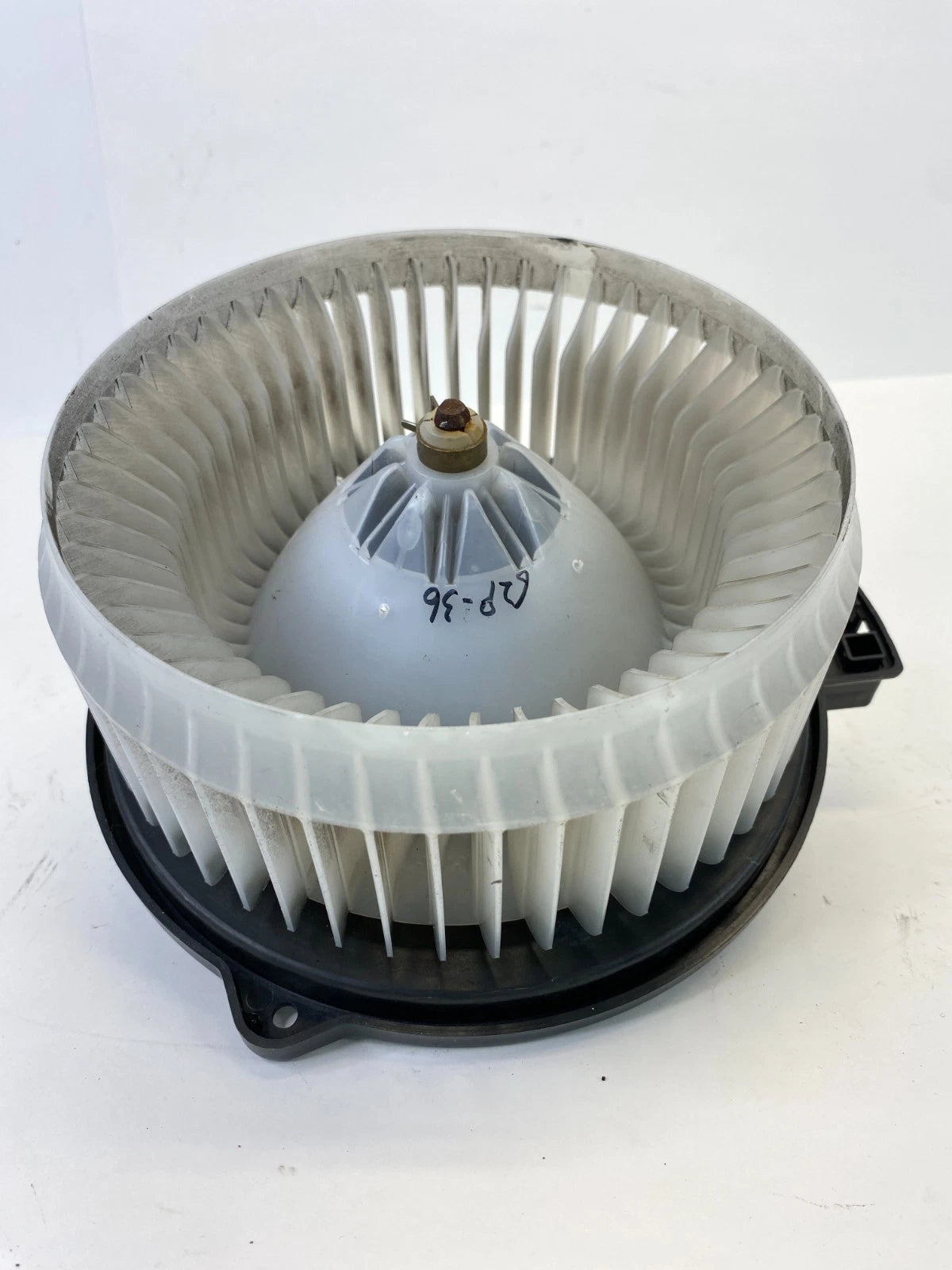 1998-2005 LEXUS GS300 4.3L A/C HEATER FAN BLOWER MOTOR ASSEMBLY 194000-7182 OEM