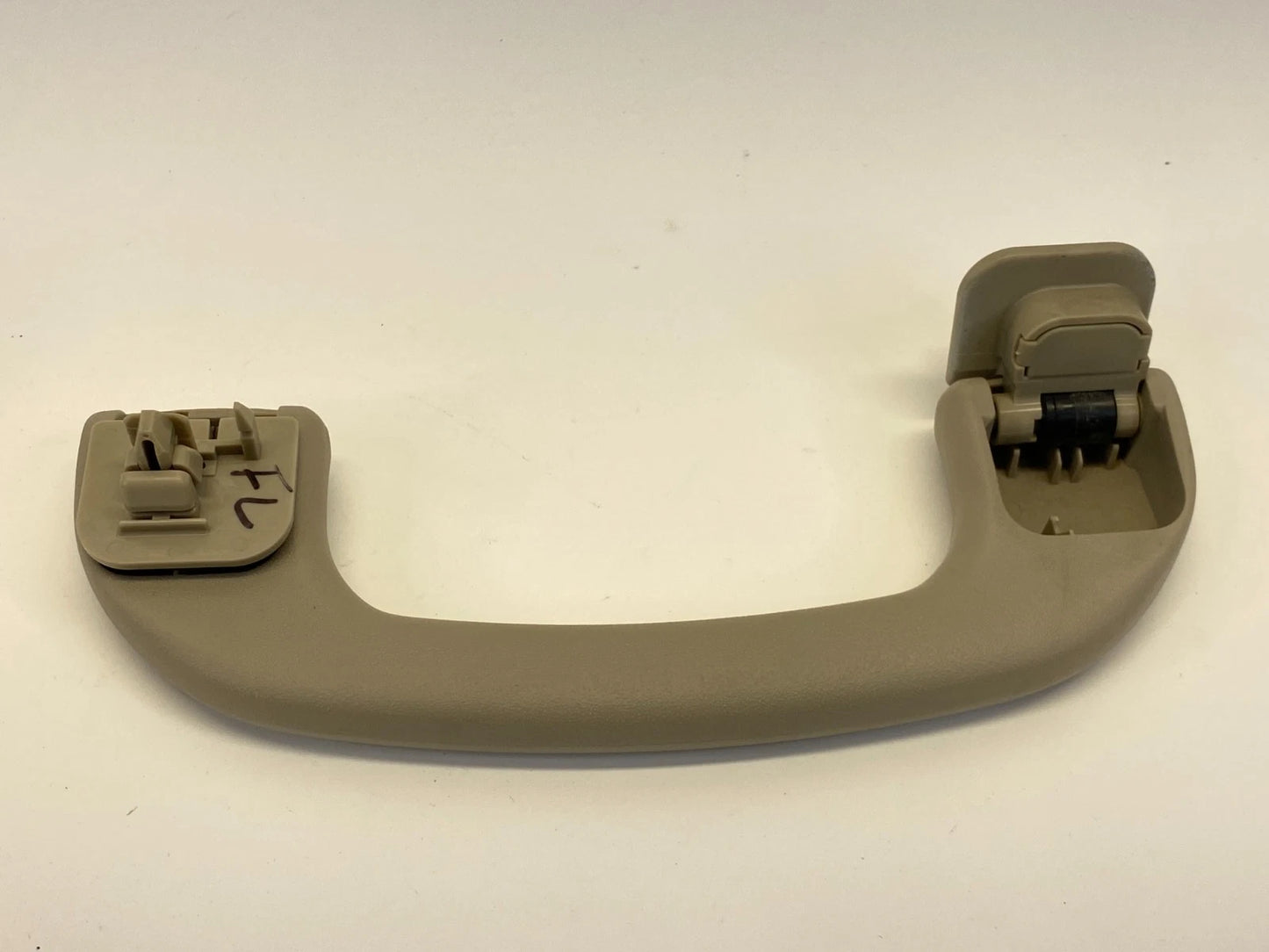 2010-2013 SUZUKI KIZASHI ROOF GRAB HANDLES SET OF 4 FRONT REAR PULLS OEM FACTORY