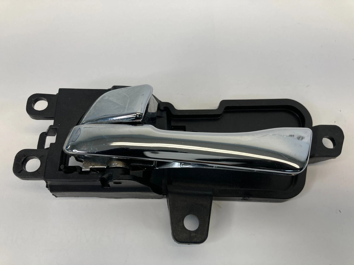 2011-2014 HYUNDAI SONATA REAR LEFT SIDE INTERIOR DOOR HANDLE 82610-3S000