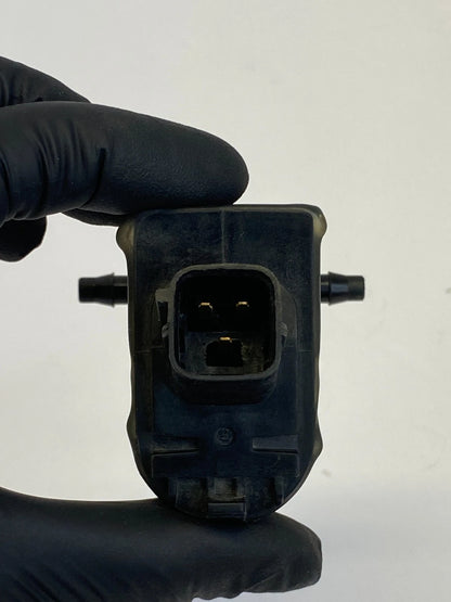 14 15 SORENTO 05-17 ACCENT FR WINDSHIELD WASHER FLUID PUMP MOTOR OEM 98510-1W000