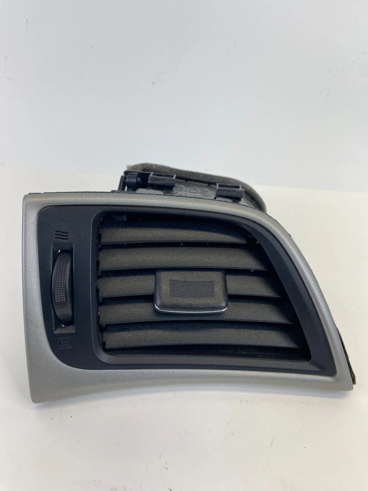 13-15 Nissan Sentra Left Driver Side Dash AC Outer Air Vent Grille 68761-3SG0A