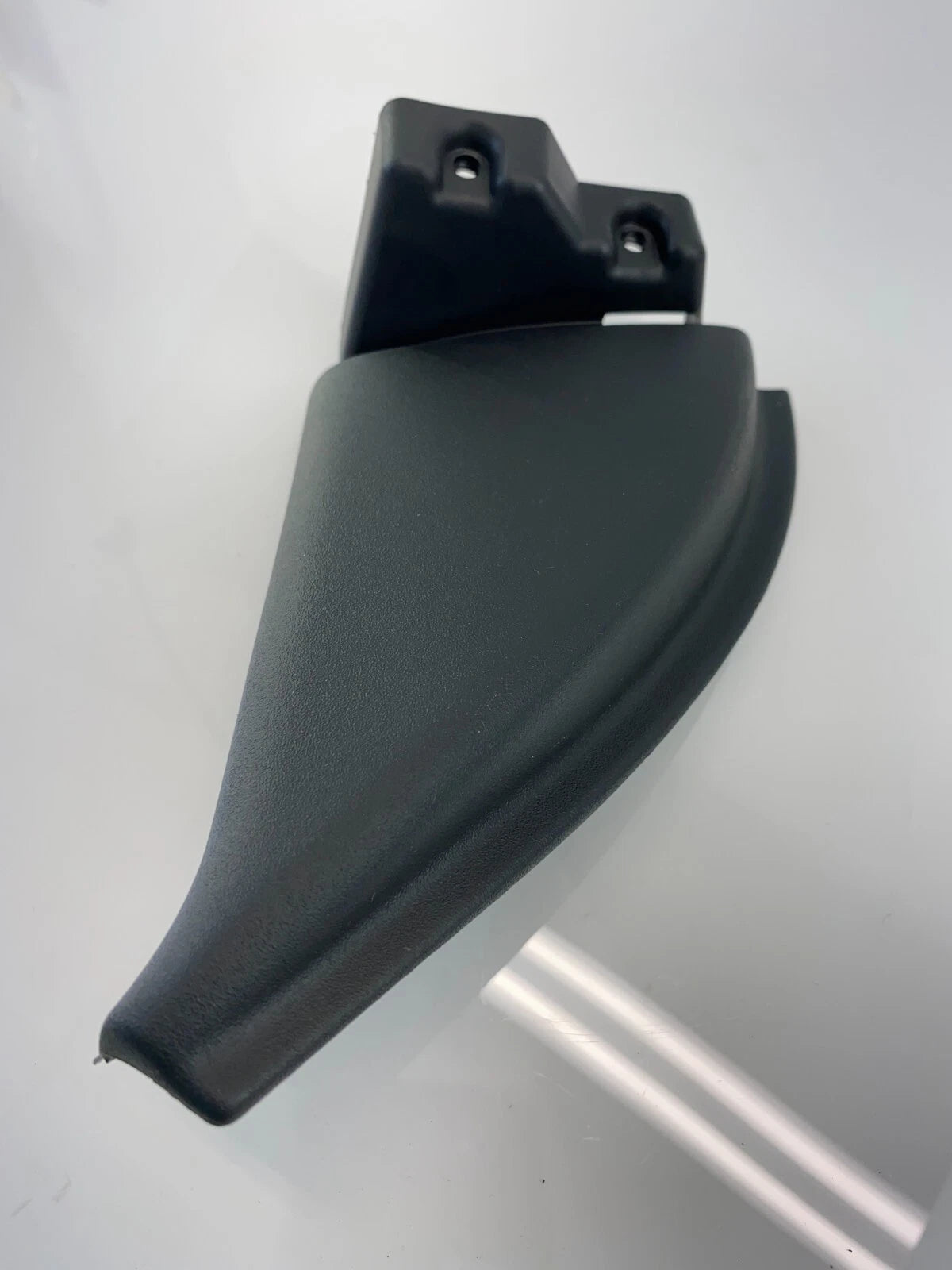 2009-2012 CHEVROLET TRAVERSE FRONT RIGHT PASSENGER INNER MIRROR COVER TRIM BEZEL