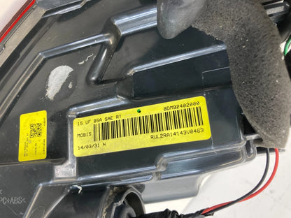 2015-2017 CHRYSLER 200 REAR RIGHT PASSENGER SIDE TAIL LIGHT LAMP 68110362AA OEM