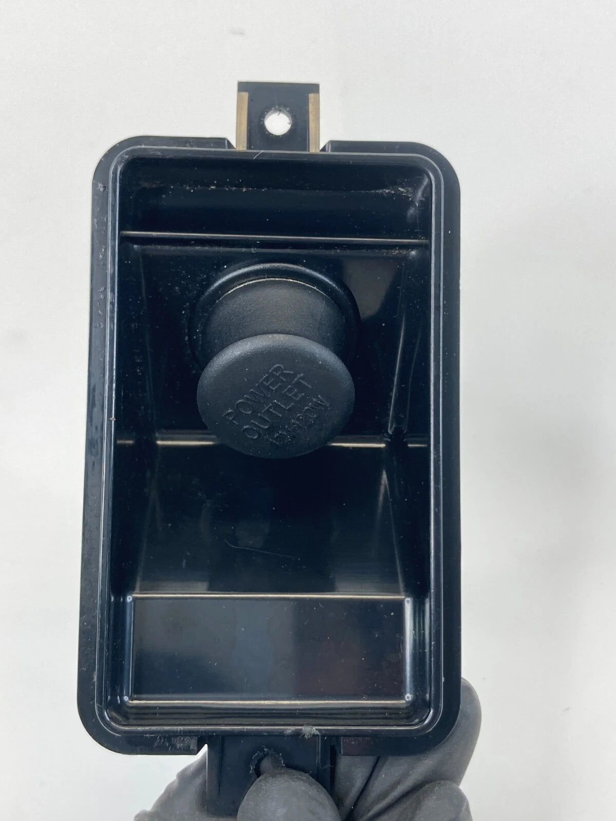 2009-2014 NISSAN MURANO CENTER CONSOLE POWER OUTLET SOCKET W/TRIM COVER BEZEL