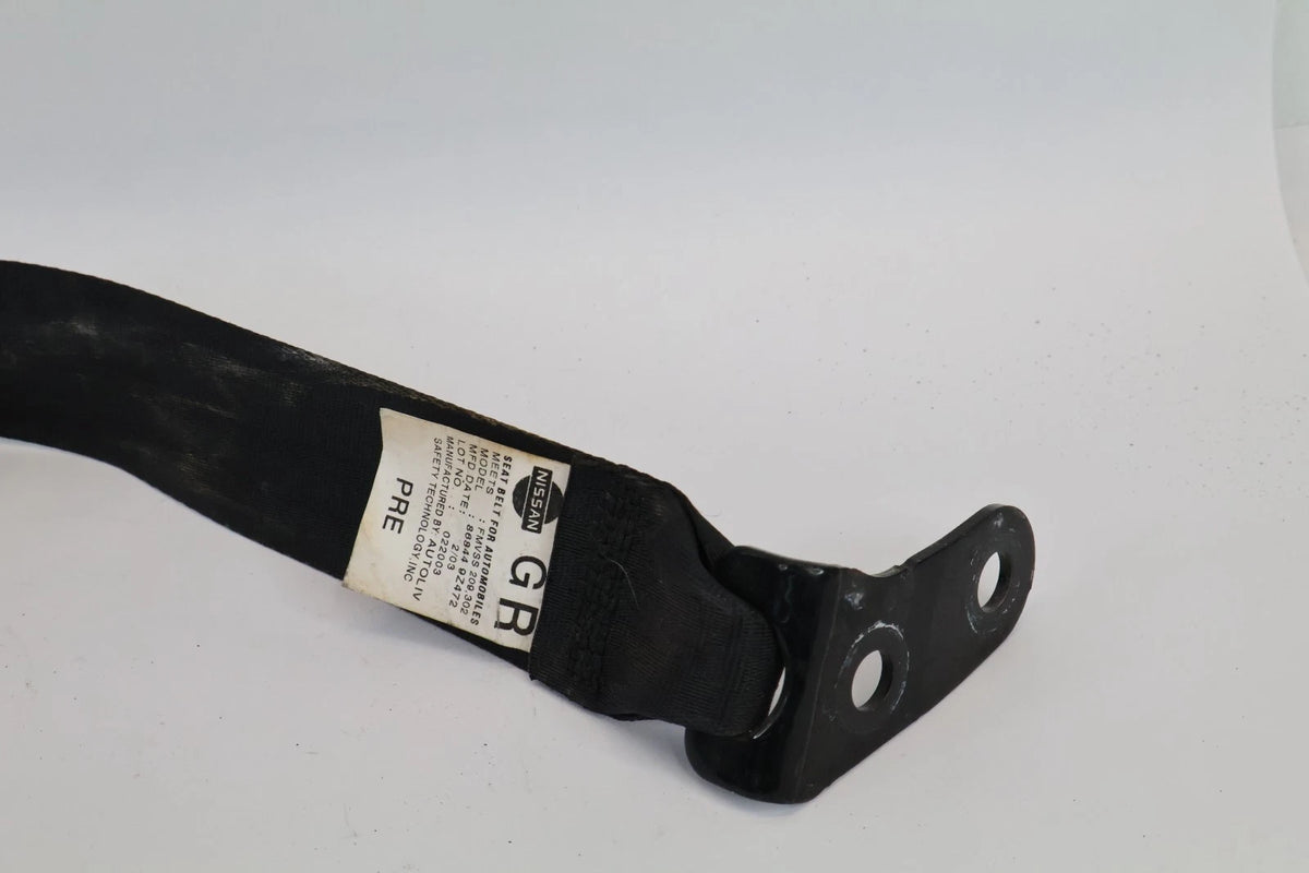 2002 2003 NISSAN XTERRA FRONT RIGHT PASSENGER SIDE SEAT BELT RETRACTOR OEM