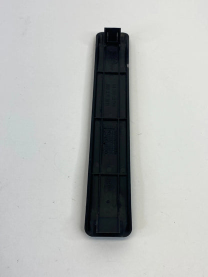 2011-2015 KIA OPTIMA RIGHT PASSENGER SIDE FLOOR CARPET PROTECTOR TRIM 842682F500