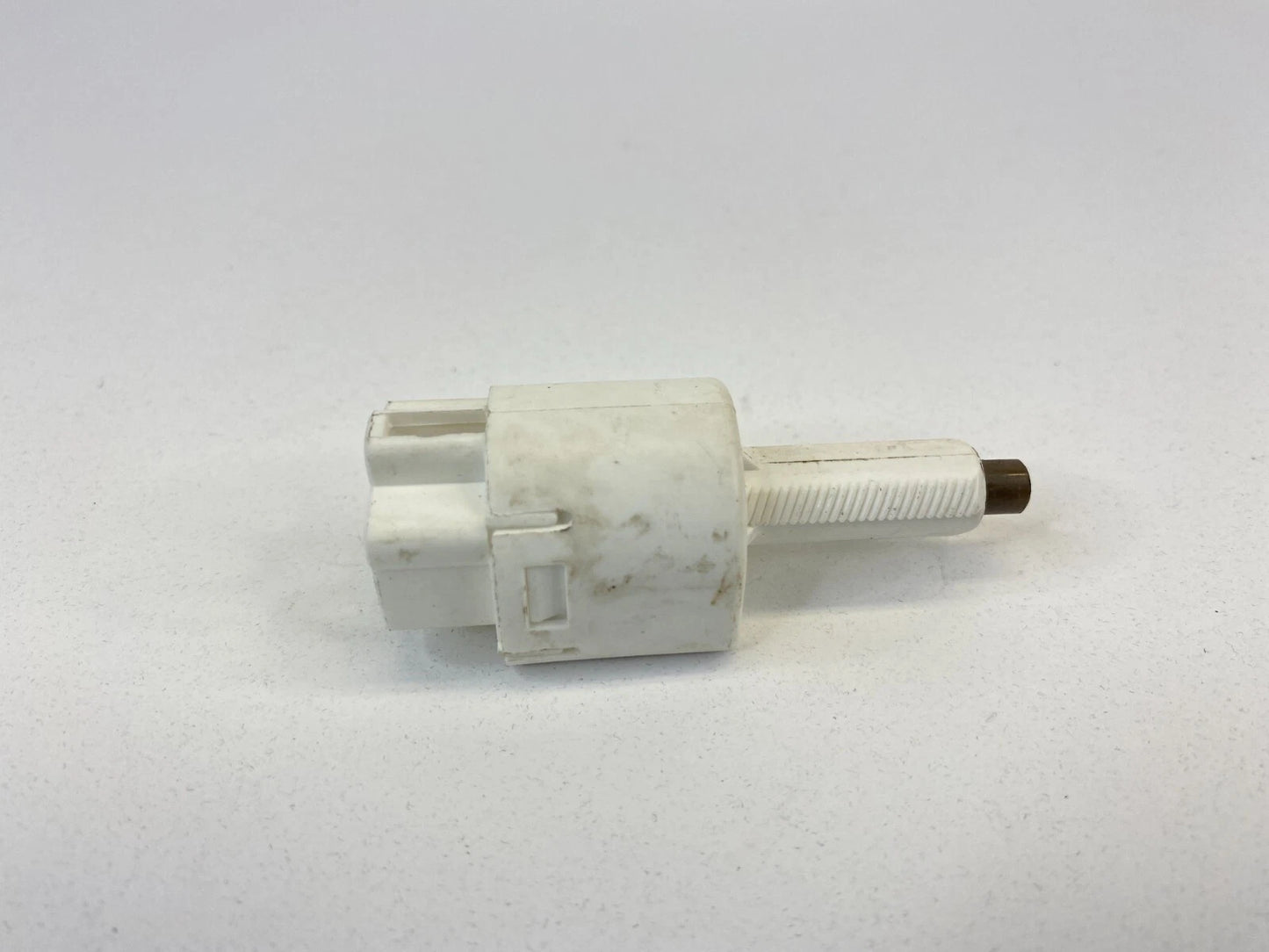 2009 2010 2011 2012 2013 Toyota Matrix Brake Stop Light Lamp Sensor Switch OEM