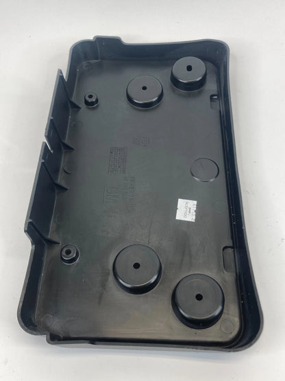 12-15 CHEVY CAPTIVA SPORT 08-10 SATURN VUE FRONT LICENSE PLATE BRACKET 96848586