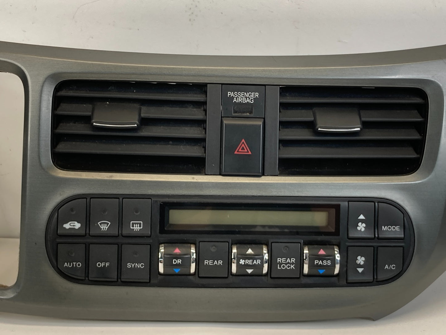 05-10 Honda Odyssey Dash Radio Climate Control Switch w/ Trim Bezel 77250SHJA220