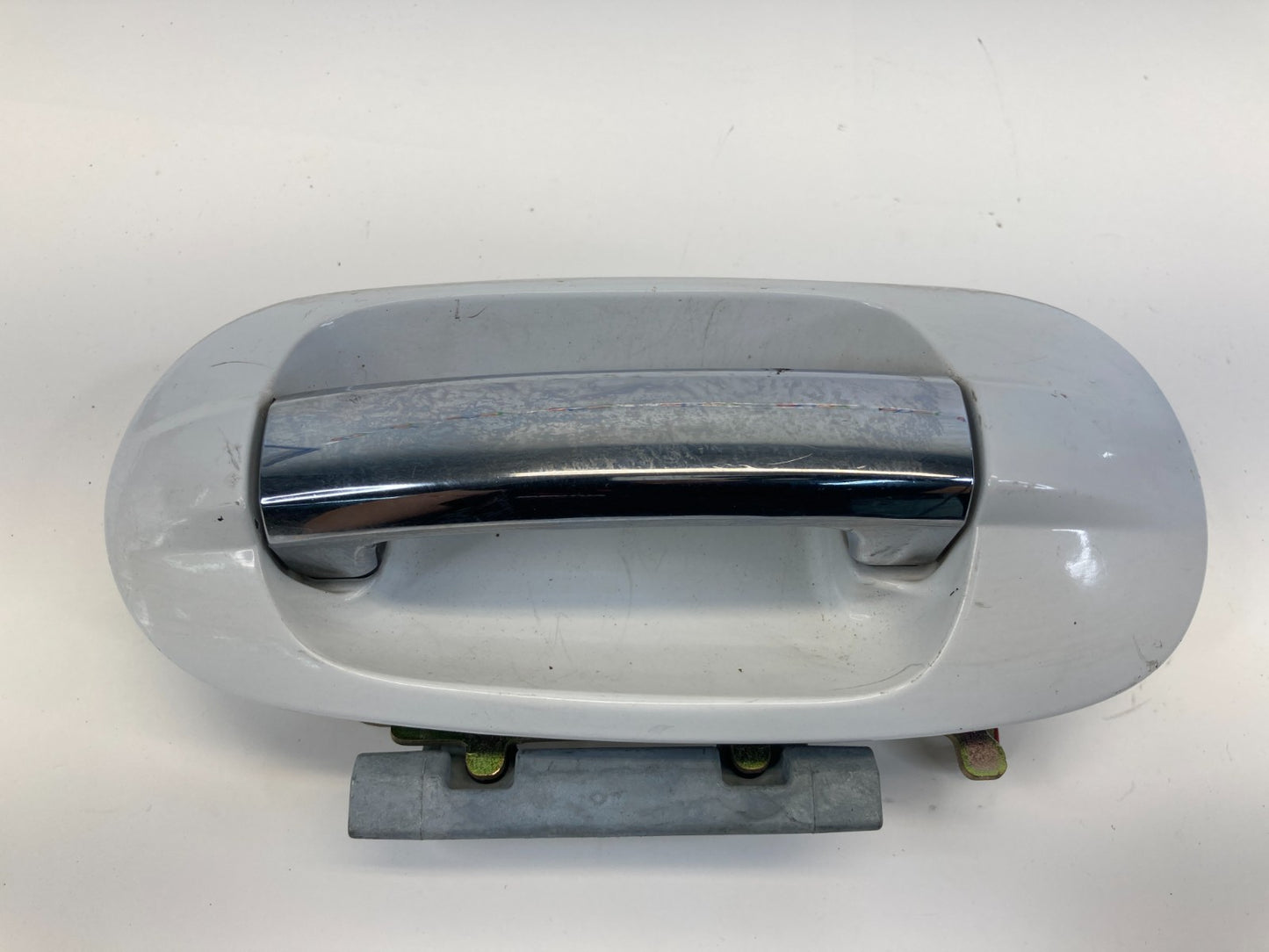 2003 2004 Lincoln Navigator Front Right Passenger Side Exterior Door Handle