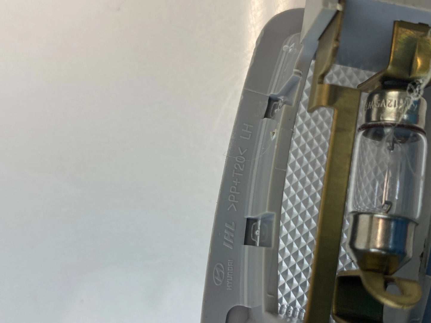 11-13 HYUNDAI ELANTRA LEFT DRIVER OVERHEAD SUNVISOR COURTESY LIGHT 92891-3SXXX