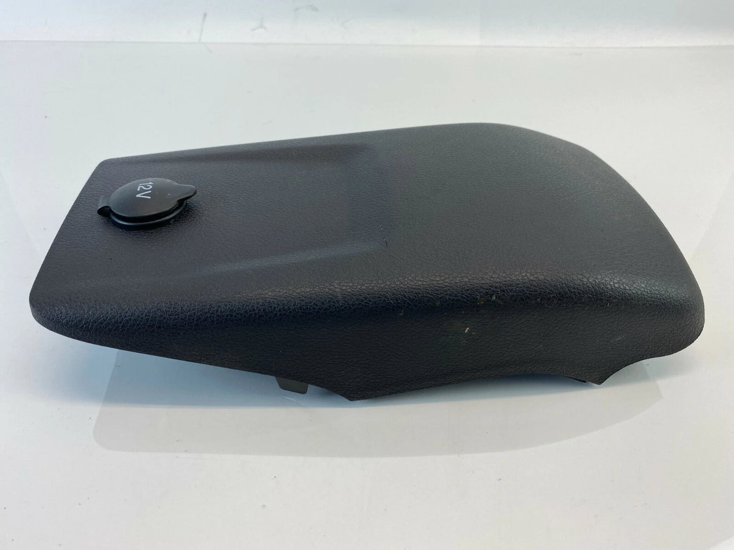 2012-2014 FORD FOCUS REAR POWER OUTLET 12V SOCKET COVER PLUG OEM BM51-A043B63