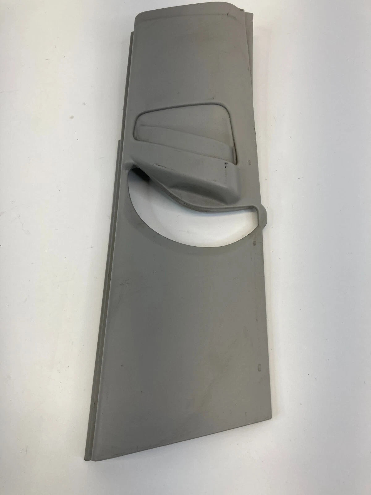 2009-2013 TOYOTA MATRIX RIGHT UPPER CENTER PILLAR B TRIM COVER 73135-06030 OEM