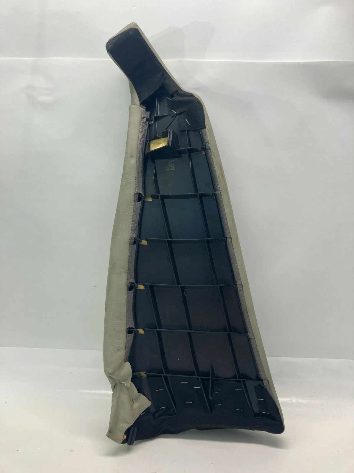 2000-2006 BMW X5 REAR RIGHT PASSENGER SIDE SEAT EXTENSION CUSHION TRIM 270304