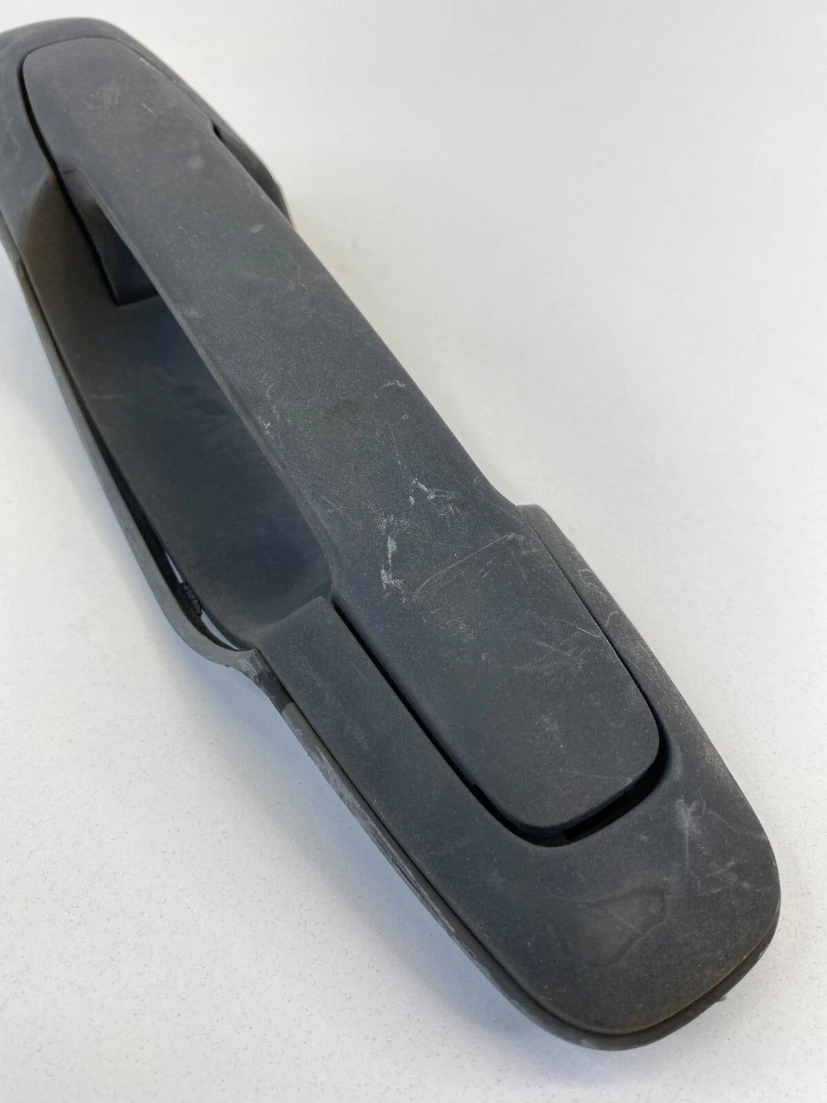 1999-2004 CHEVROLET TRACKER REAR RIGHT PASSENGER SIDE EXTERIOR DOOR HANDLE OEM