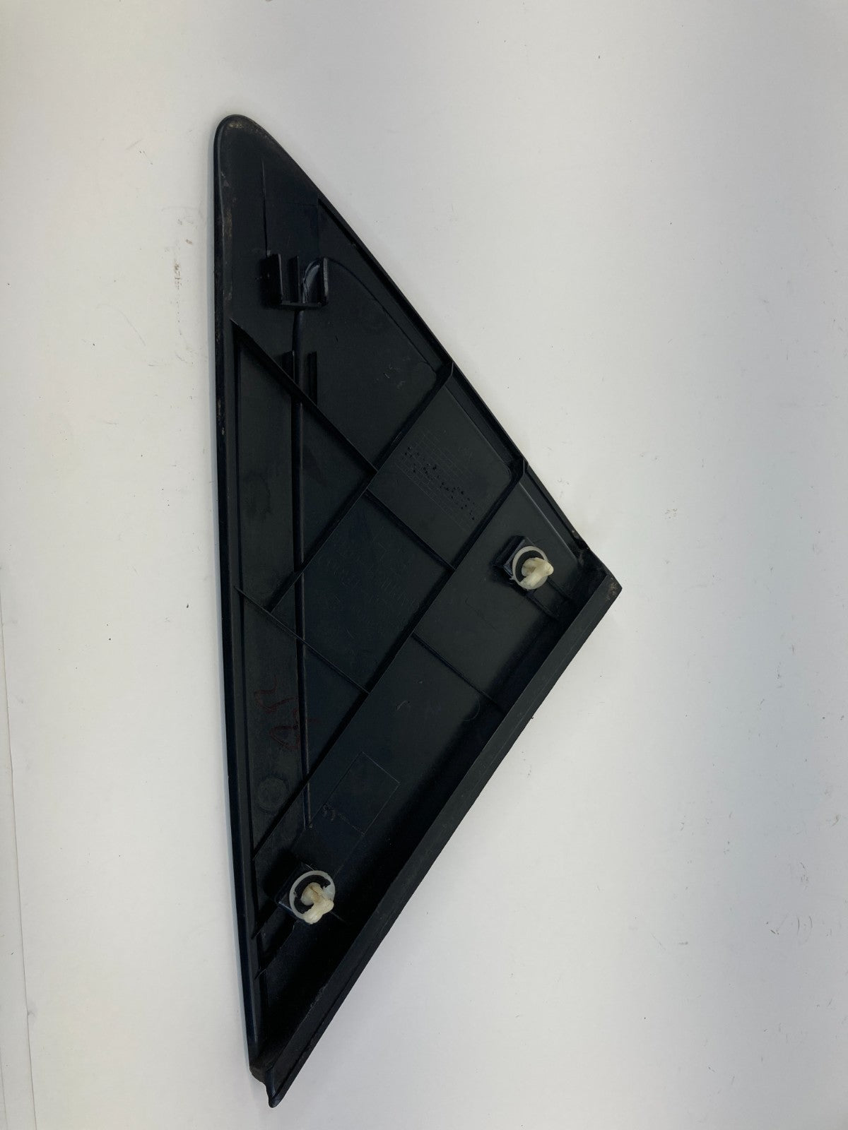 2012-2017 Hyundai Accent Sedan Right Quarter Window Trim Molding 87820-1R000 OEM