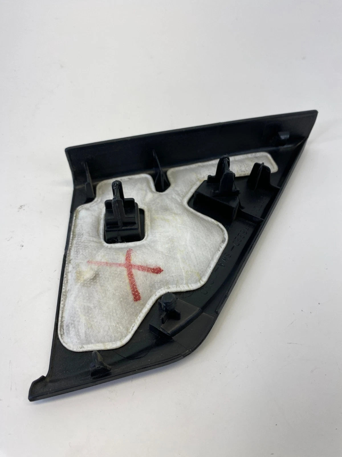 2007-2011 HONDA CR-V FRONT RIGHT PASSENGER INTERIOR MIRROR COVER TRIM 76220-SWA