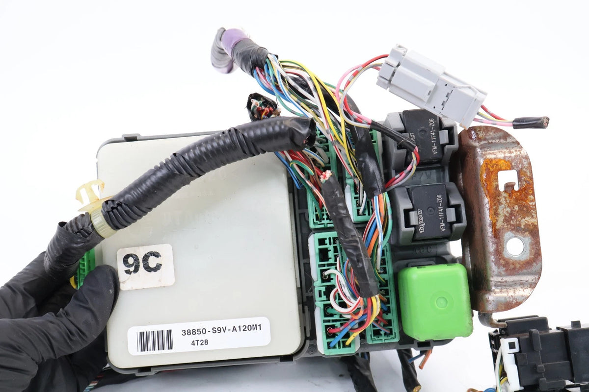 2005 HONDA PILOT 3.5L CABIN PASSENGER RIGHT MULTIPLEX INTERIOR FUSE BOX S9V-A22