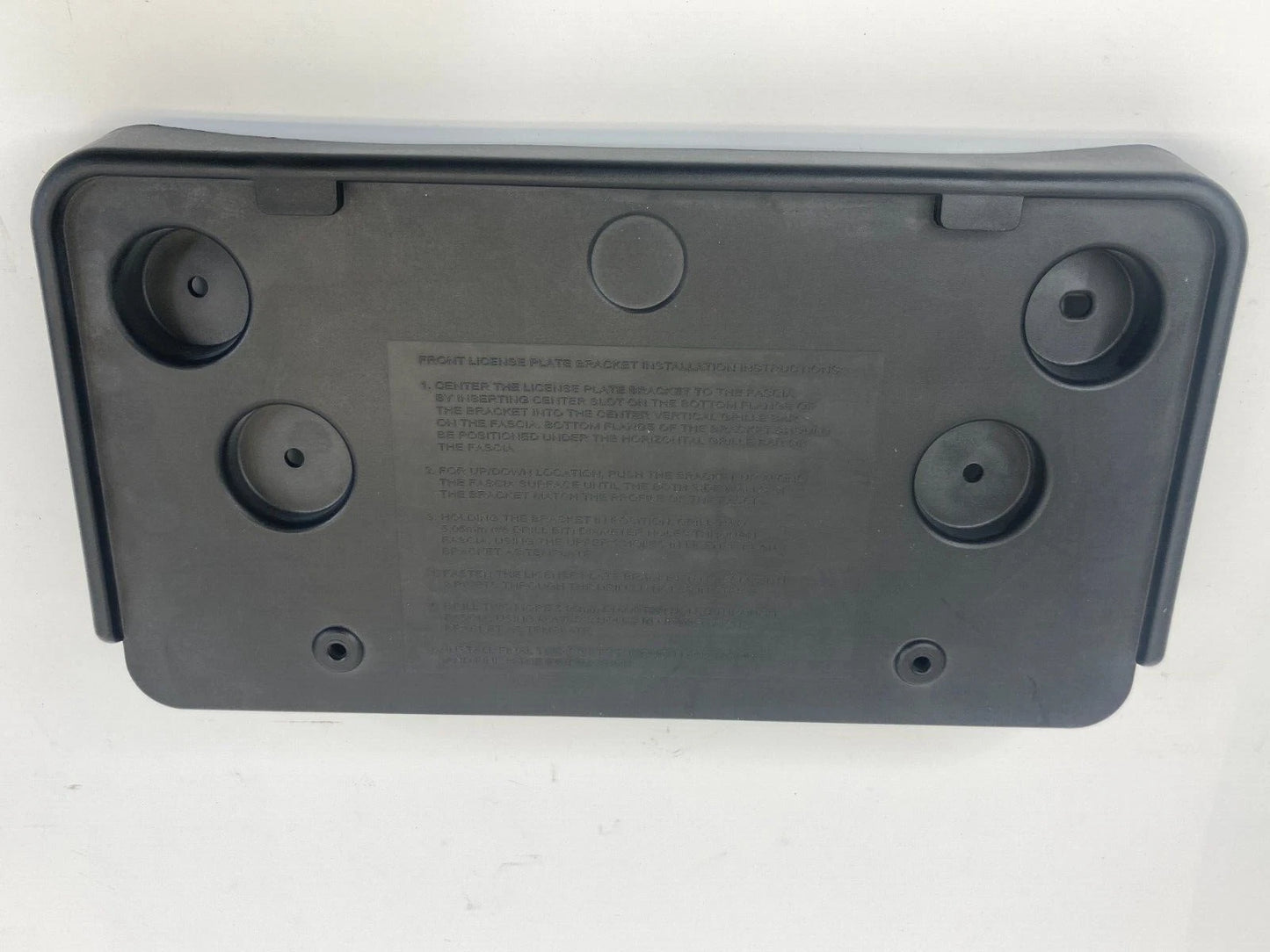 12-15 CHEVY CAPTIVA SPORT 08-10 SATURN VUE FRONT LICENSE PLATE BRACKET 96848586