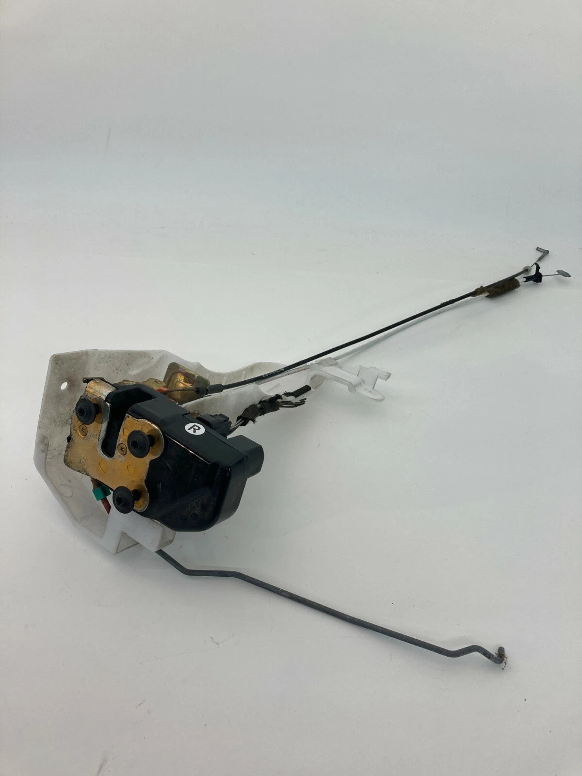 2004-2008 CHRYSLER PACIFICA FRONT RIGHT PASSENGER DOOR LOCK LATCH RELEASE OEM