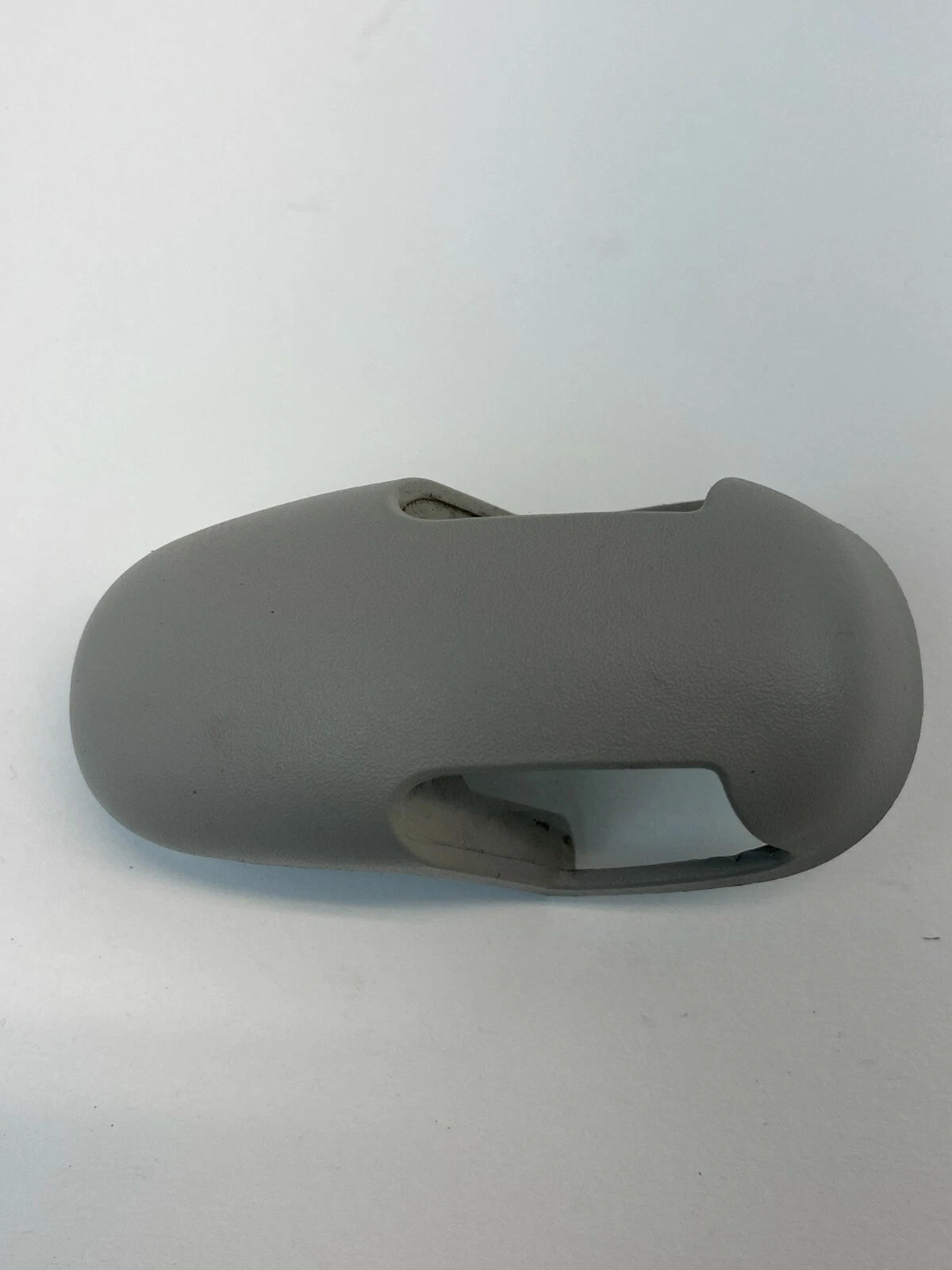 2008-2010 CHRYSLER TOWN & COUNTRY UPPER SEAT BELT ADJUSTER BOLT CAP COVER TRIM