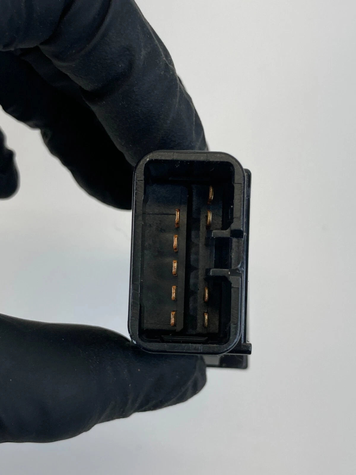 2004-2008 TOYOTA SOLARA DASH HAZARD LIGHT WARNING LAMP CONTROL SWITCH BUTTON OEM