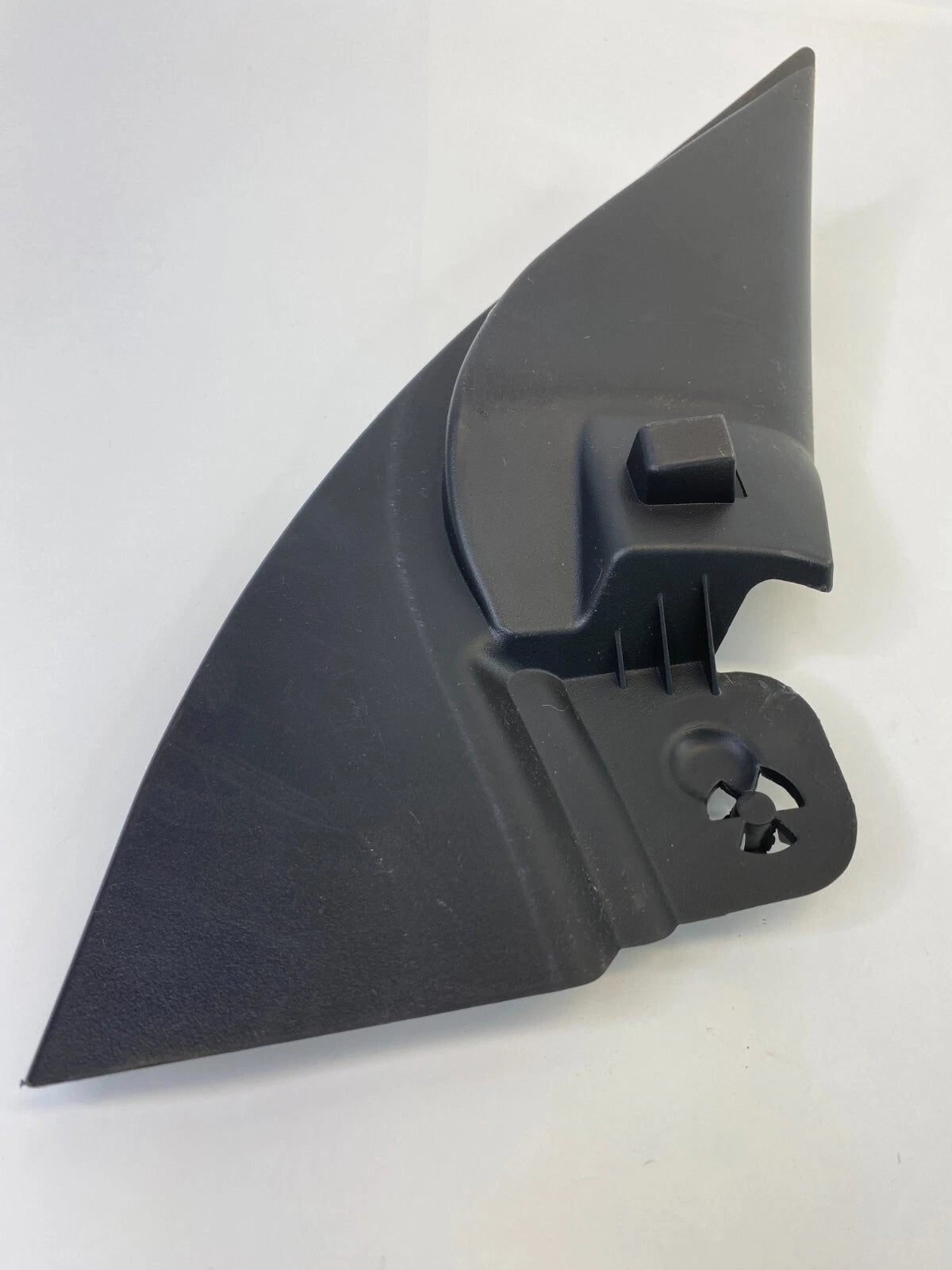 2007-2012 NISSAN ALTIMA SEDAN FRONT RIGHT INNER CORNER MIRROR COVER 80292-JA000