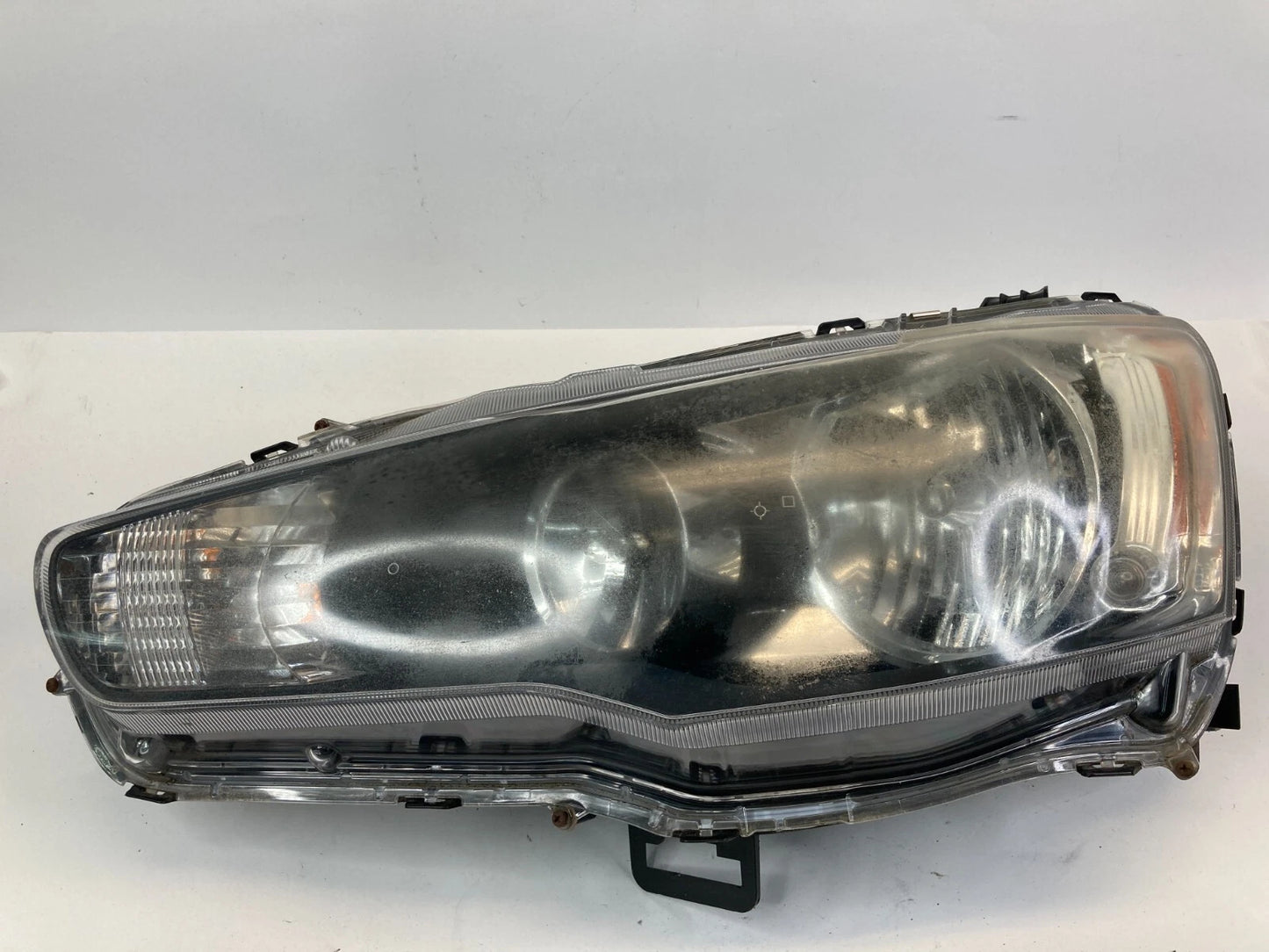 2008-2015 MITSUBISHI LANCER FRONT LEFT DRIVER HEADLIGHT HEADLAMP HALOGEN OEM